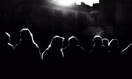 Escribir para sobrevivir. El vértigo autobiográfico de Joaquín Campos en «Hemisferio Grof»